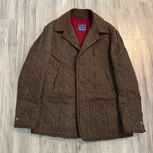 Chrysalis wool English hunting coat with brown suede gun patches
